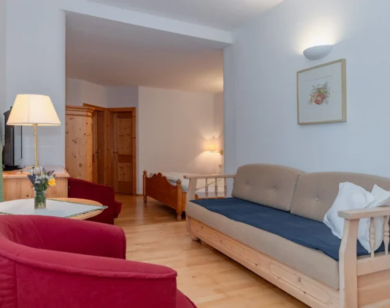 optim-Studio-Margerite-Hansbauer Juli 2023 -587