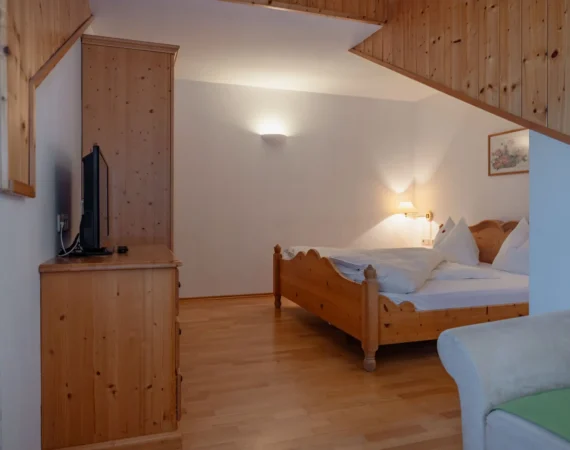 optim-Studio-Mohnblume-Hansbauer Juli 2023 -615