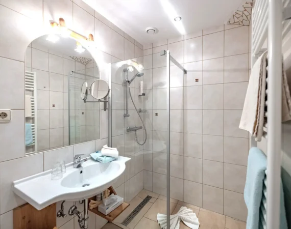 optim-Zimmer-Trogkofel-Hansbauer Sept. 2023 -56